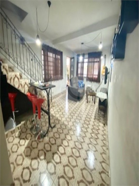 Sobrado à venda com 3 quartos em Água Fria, São Paulo, SP