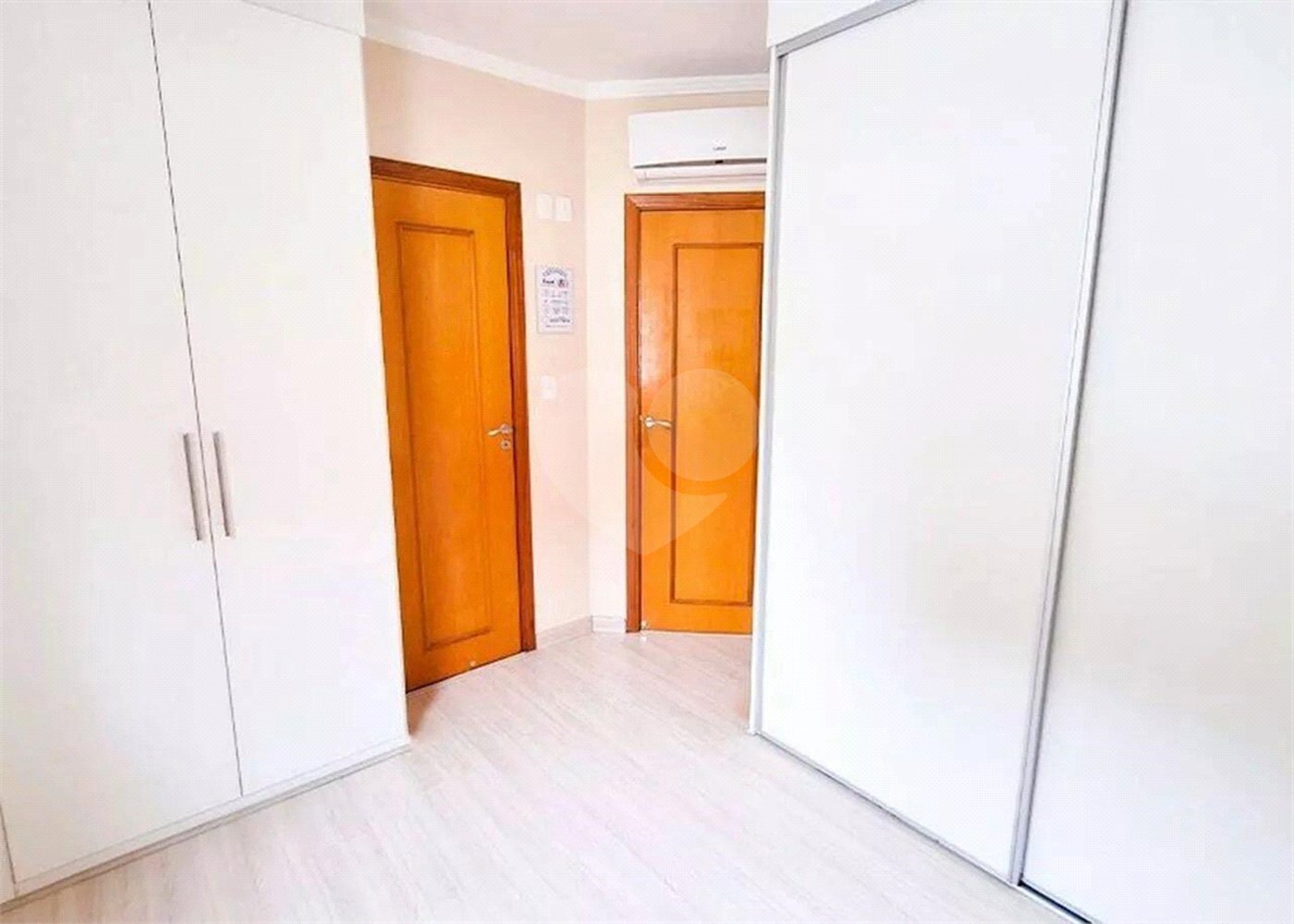Apartamento à venda com 3 quartos, sendo 1 suíte, em Parque Campolim, Sorocaba, SP