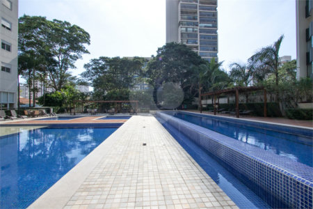 Apartamento à venda com 4 quartos, sendo 3 suítes,  em Vila Romana, São Paulo, SP