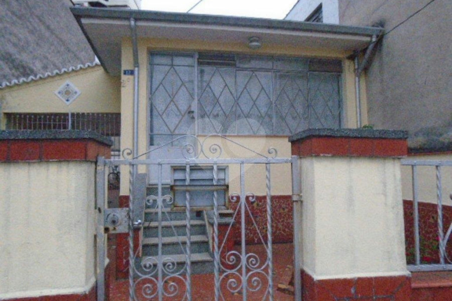 Casa Térrea à venda com 2 quartos em Vila Maria Alta, São Paulo, SP