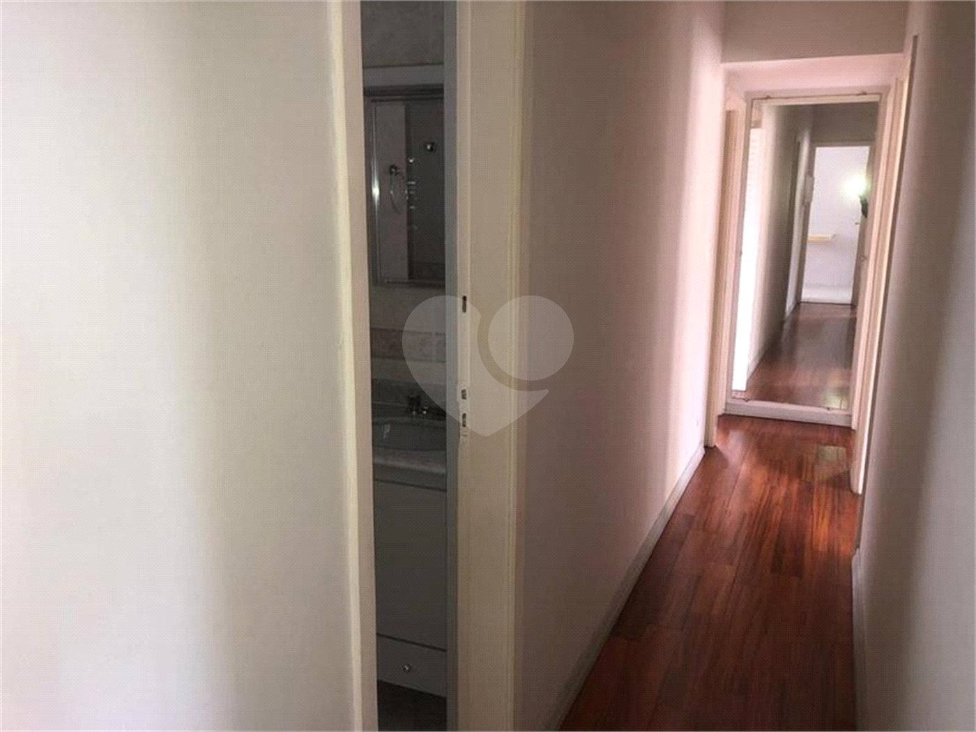 Apartamento à venda com 3 quartos, sendo 1 suíte, em Jardim Paulista, São Paulo, SP