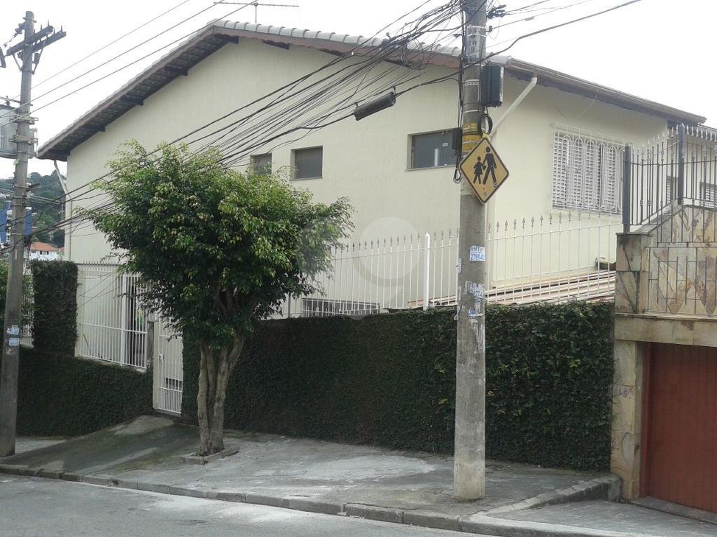 Sobrado à venda com 3 quartos, sendo 1 suíte, em Tremembé, São Paulo, SP