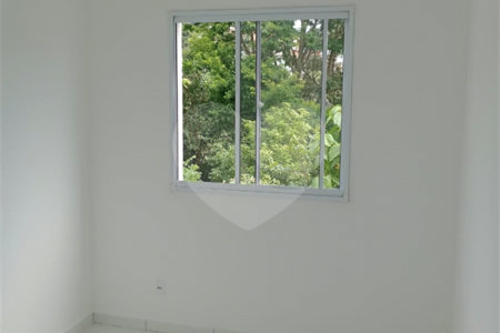Apartamento à venda com 2 quartos em Lageado, Cotia, SP
