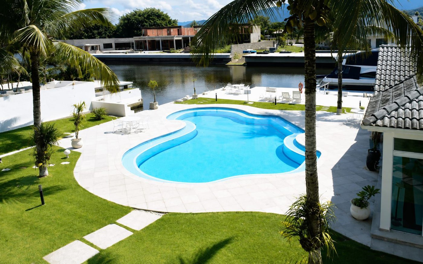 Casa à venda, 1380 m² por R$ 15.800.000,00 - Cidade Jardim Tom - Guarujá/SP
