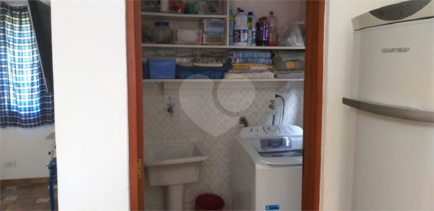 Sítio à venda com 4 quartos, sendo 2 suítes,  em Chácara Real (caucaia do Alto), Cotia, SP
