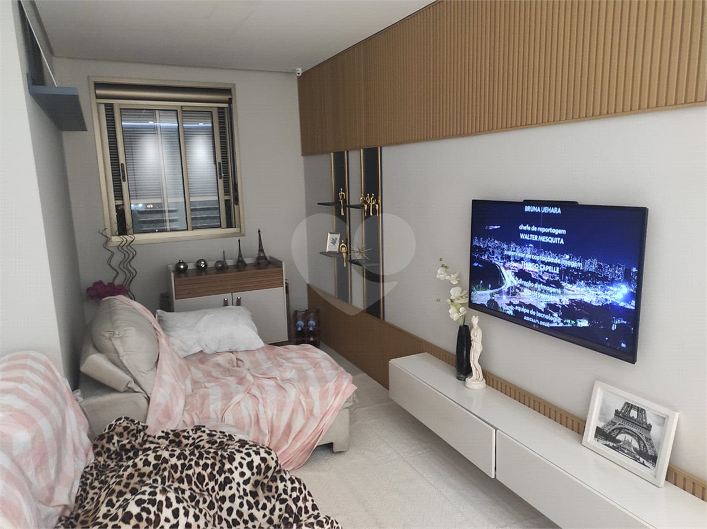 Apartamento à venda com 3 quartos, sendo 2 suítes, em Barra Funda, São Paulo, SP
