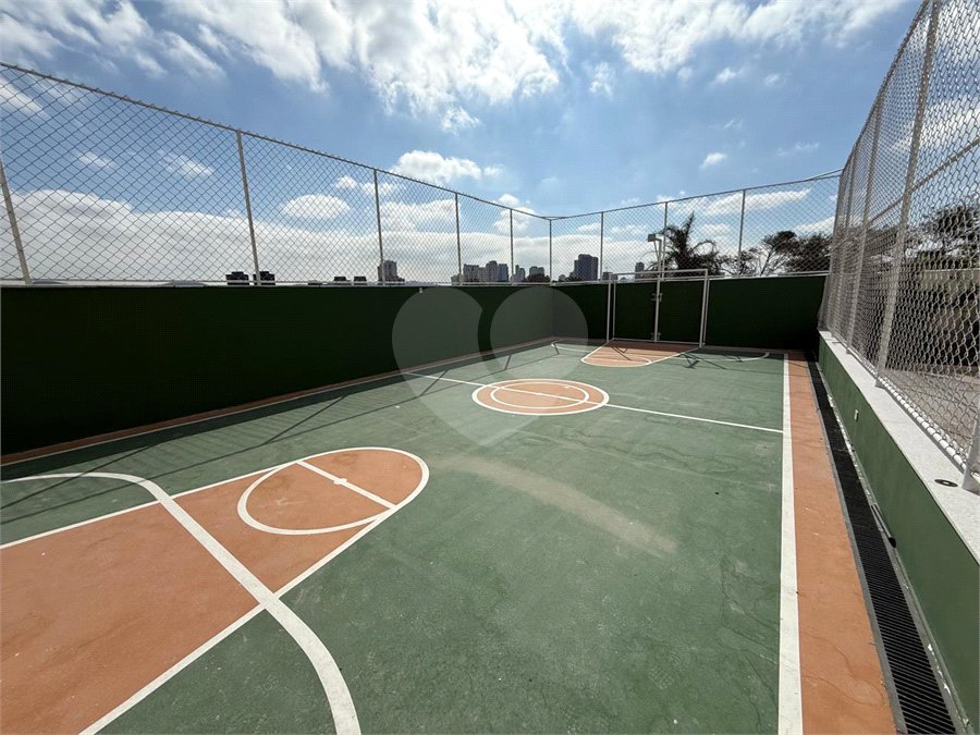 Apartamento para alugar com 3 quartos, sendo 2 suítes, em Barueri, Barueri, SP