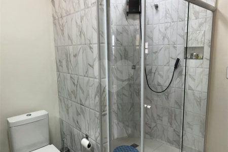 Casa à venda com 3 suítes em Jardim Leonor, São Paulo, SP