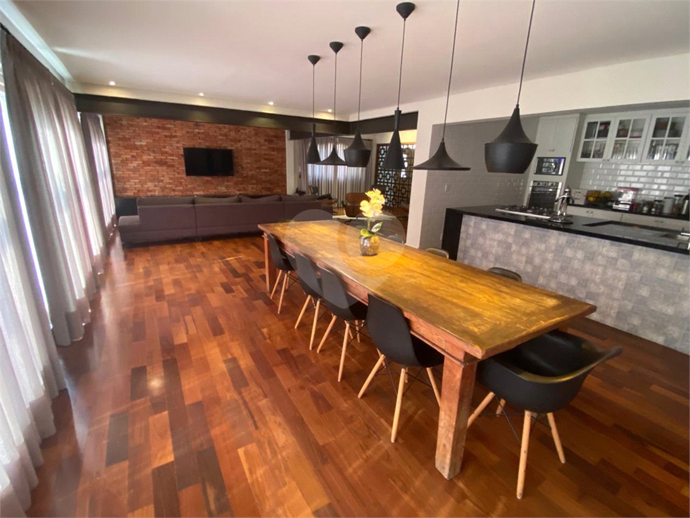 Casa à venda com 4 suítes no condomínio Gleba II, Mairiporã - SP
