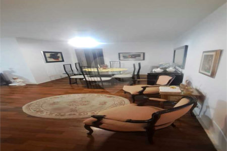 Apartamento à venda com 3 quartos, sendo 1 suíte, em Pinheiros, São Paulo, SP