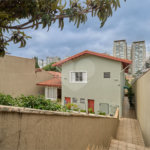 Sobrado à venda com 4 quartos, sendo 1 suíte, em Brooklin Velho, São Paulo, SP