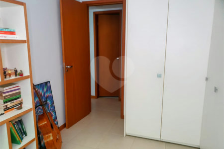 Apartamento à venda com 3 quartos, sendo 1 suíte, em Humaitá, Rio de Janeiro, RJ