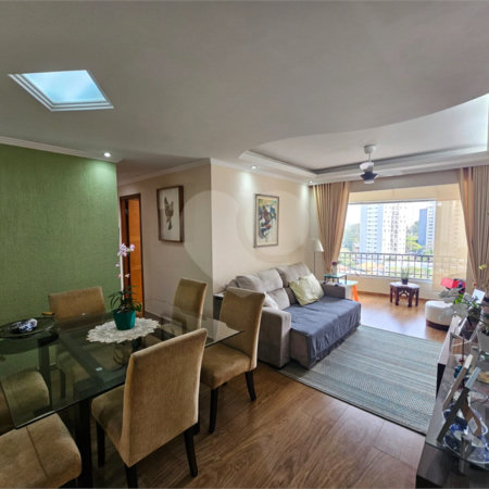 Apartamento à venda com 3 quartos, sendo 1 suíte, em Jardim Marajoara, São Paulo, SP