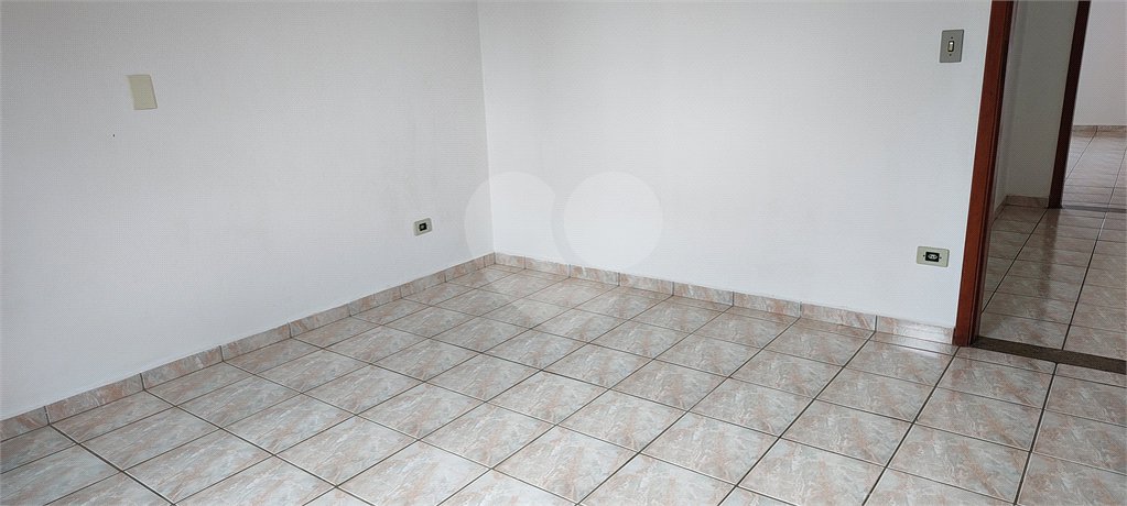 Sobrado à venda com 3 quartos, sendo 1 suíte, em Ressaca, Atibaia, SP