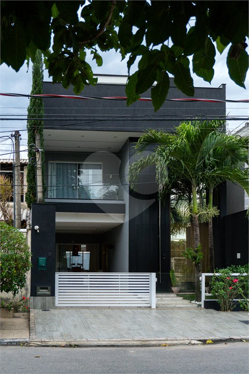 Triplex à venda com 3 suítes em Campo Grande, Rio de Janeiro, RJ