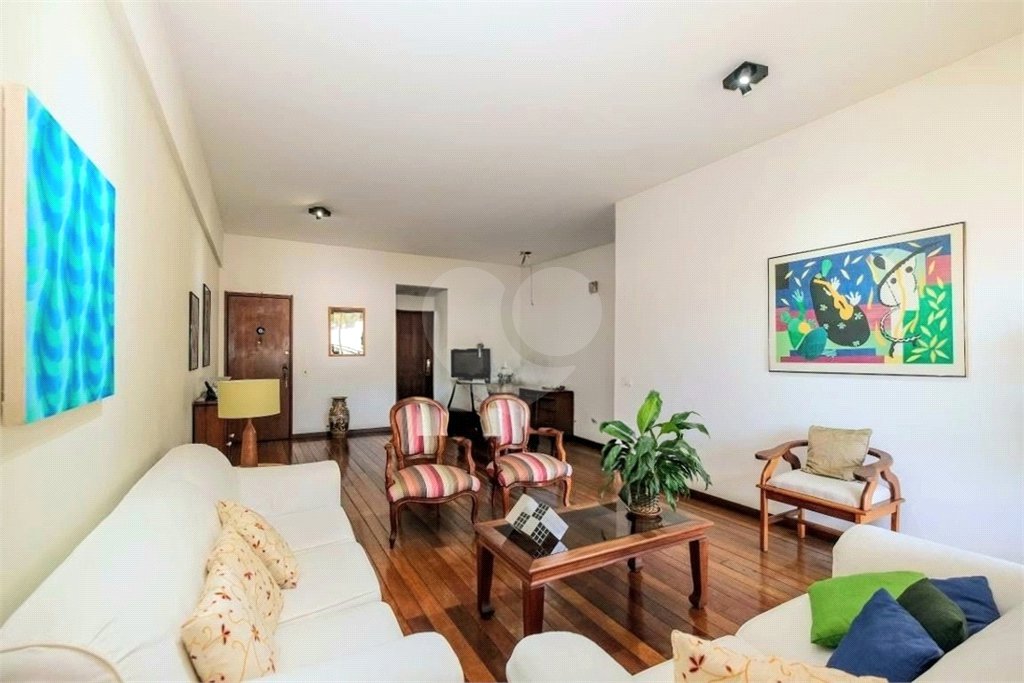 Apartamento à venda com 4 quartos, sendo 1 suíte, em Grajaú, Rio de Janeiro, RJ