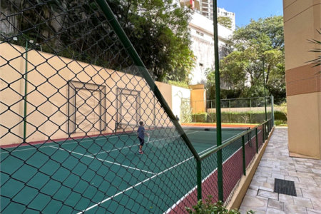 Apartamento à venda com 3 suítes em Vila Suzana, São Paulo, SP