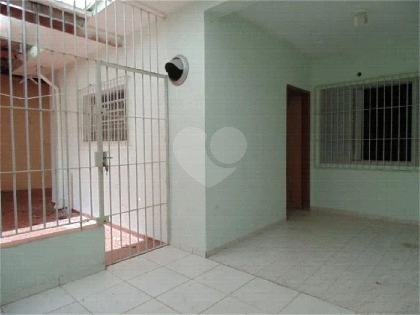 Casa Térrea à venda com 3 quartos, sendo 1 suíte,  em Parque Jabaquara, São Paulo, SP
