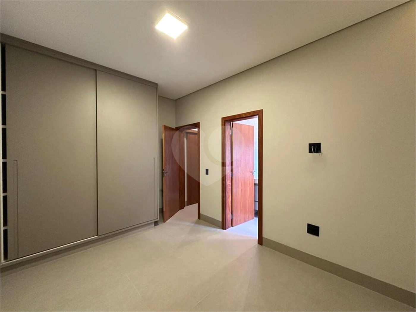 Casa à venda com 4 suítes no condomínio Terras de Florença, Ribeirão Preto - SP