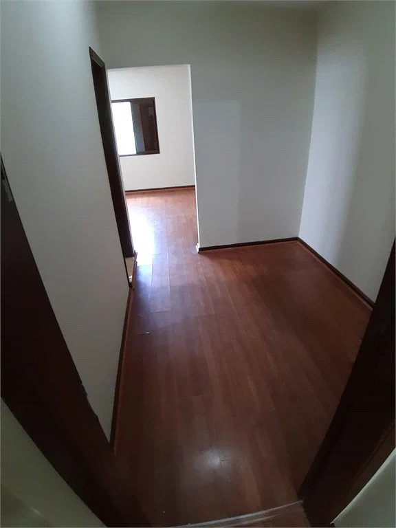 Casa à venda com 3 quartos, sendo 1 suíte,  em Vila Gomes, São Paulo, SP