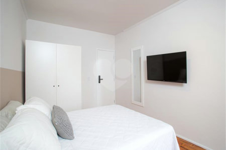 Apartamento à venda com 4 quartos, sendo 2 suítes, em Pinheiros, São Paulo, SP