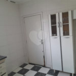 Apartamento à venda com 3 quartos, sendo 1 suíte, no Centro, Serra Negra, SP