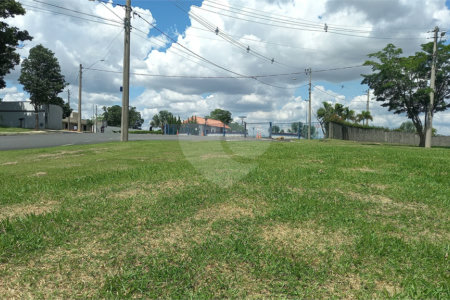 Terreno à venda no condomínio Village Ipanema 2, Araçoiaba da Serra - SP