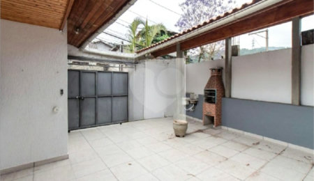 Casa Térrea à venda com 3 quartos, sendo 2 suítes, em Horto, São Paulo, SP