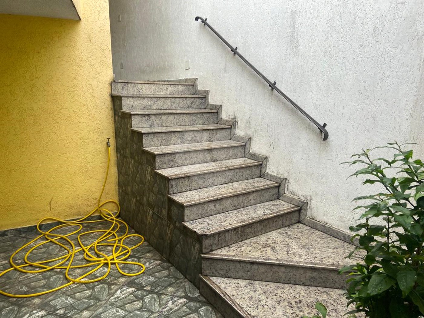 Sobrado à venda com 3 quartos, sendo 1 suíte, em Parada Inglesa, São Paulo, SP
