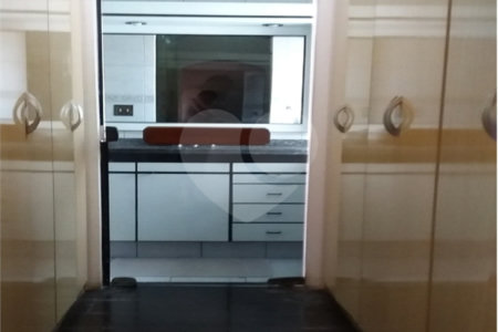 Sobrado à venda com 2 quartos, sendo 1 suíte, em Parque Boturussu, São Paulo, SP