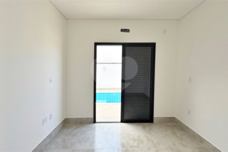 Casa à venda com 3 quartos, sendo 1 suíte,  no condomínio Jardim Piemonte, Indaiatuba - SP