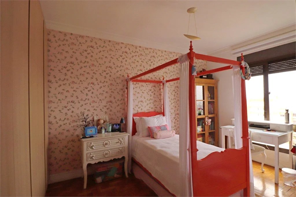 Apartamento à venda com 3 suítes em Vila Suzana, São Paulo, SP