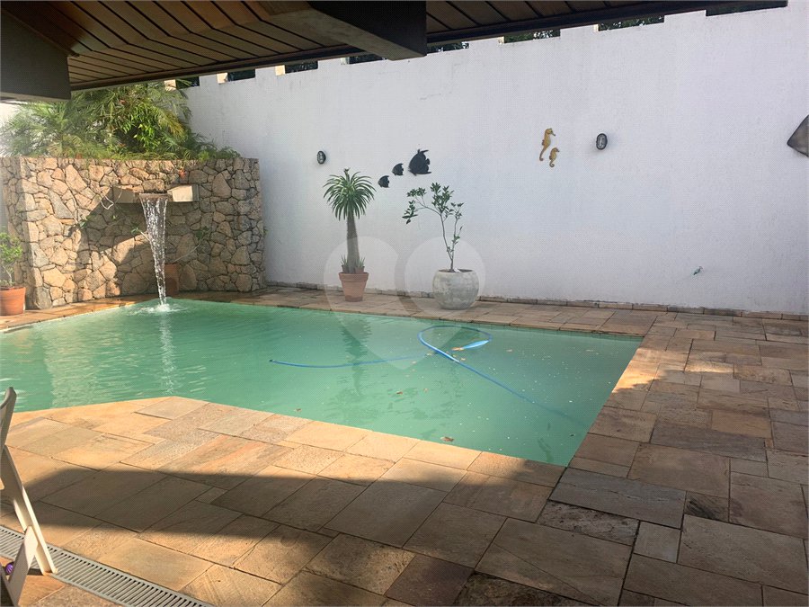 Casa à venda com 3 quartos, sendo 2 suítes,  no condomínio Village Davignon, Sorocaba - SP