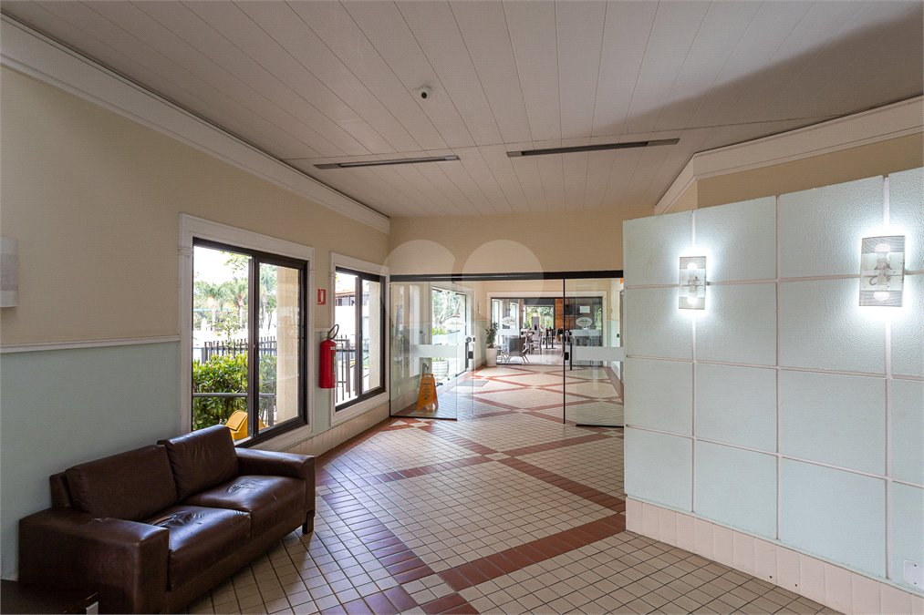 Apartamento à venda com 3 quartos, sendo 1 suíte, em Santo Amaro, São Paulo, SP
