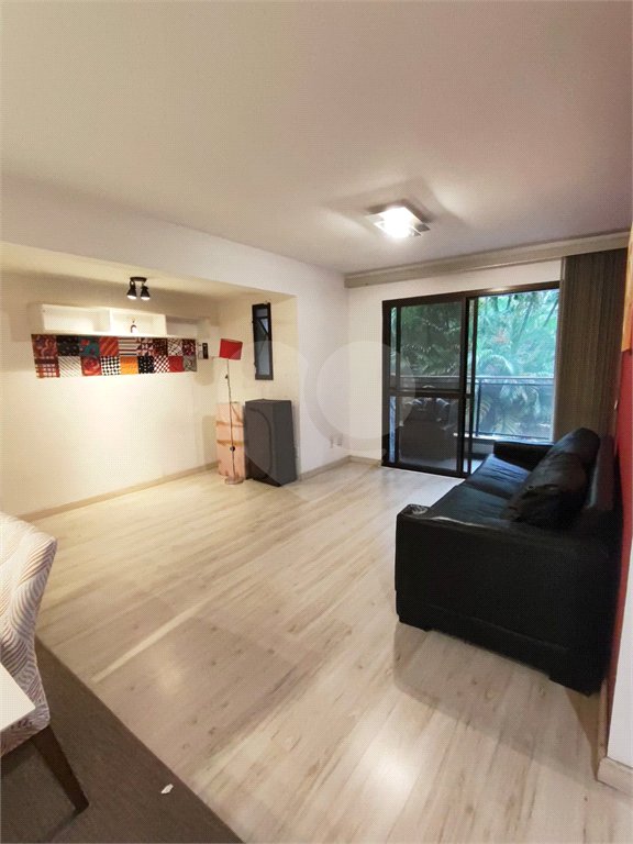 Apartamento à venda com 3 quartos, sendo 1 suíte, em Santana, São Paulo, SP