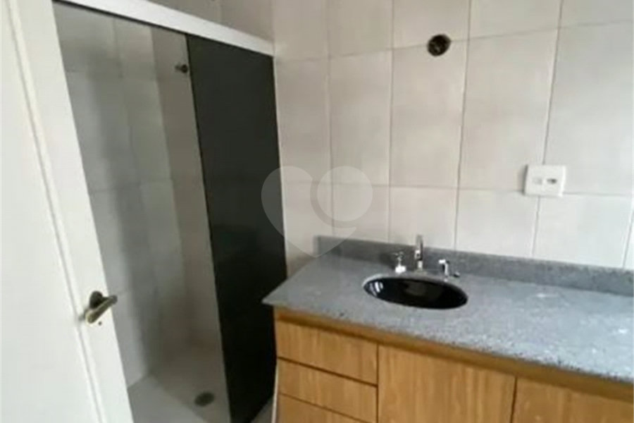 Sobrado à venda ou para alugar com 5 quartos, sendo 3 suítes, em Santana, São Paulo, SP