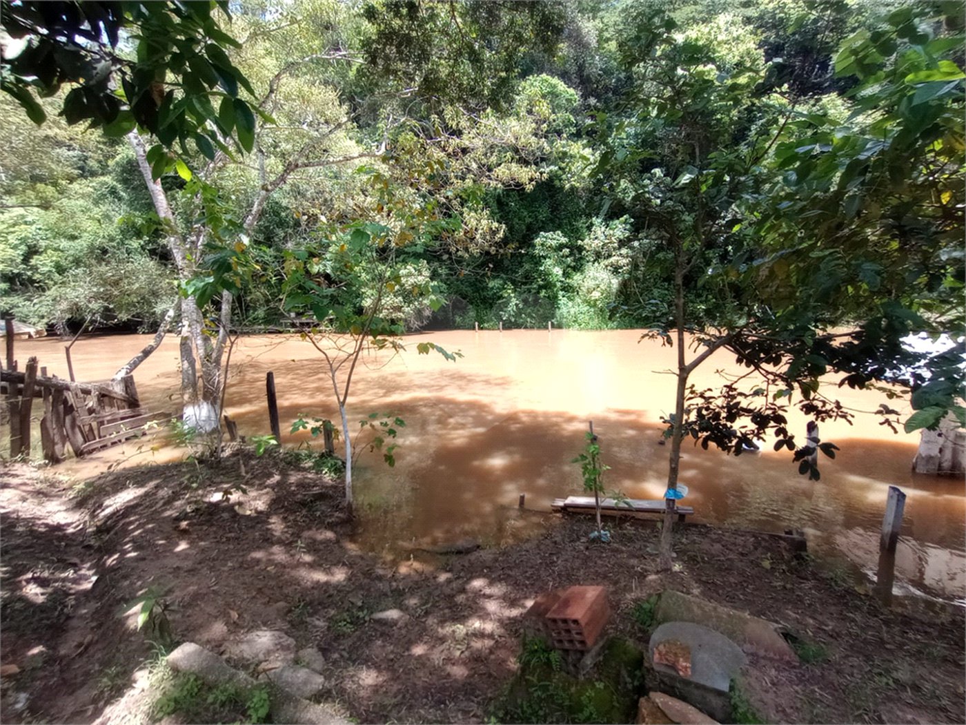 Sítio à venda com 2 quartos em Vila Sottemo, Itapetininga, SP