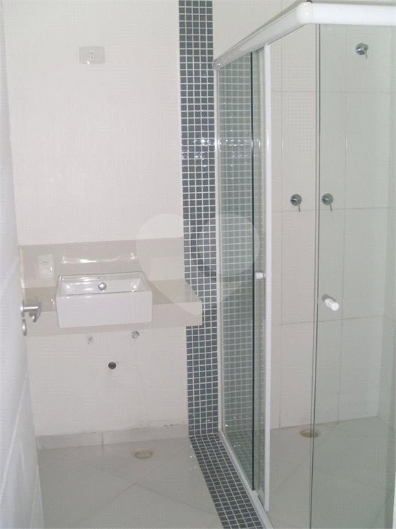 Sobrado à venda com 4 suítes em Vila Oliveira, Mogi das Cruzes, SP