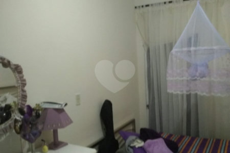 Sobrado à venda com 4 quartos, sendo 1 suíte,  em Indianópolis, São Paulo, SP