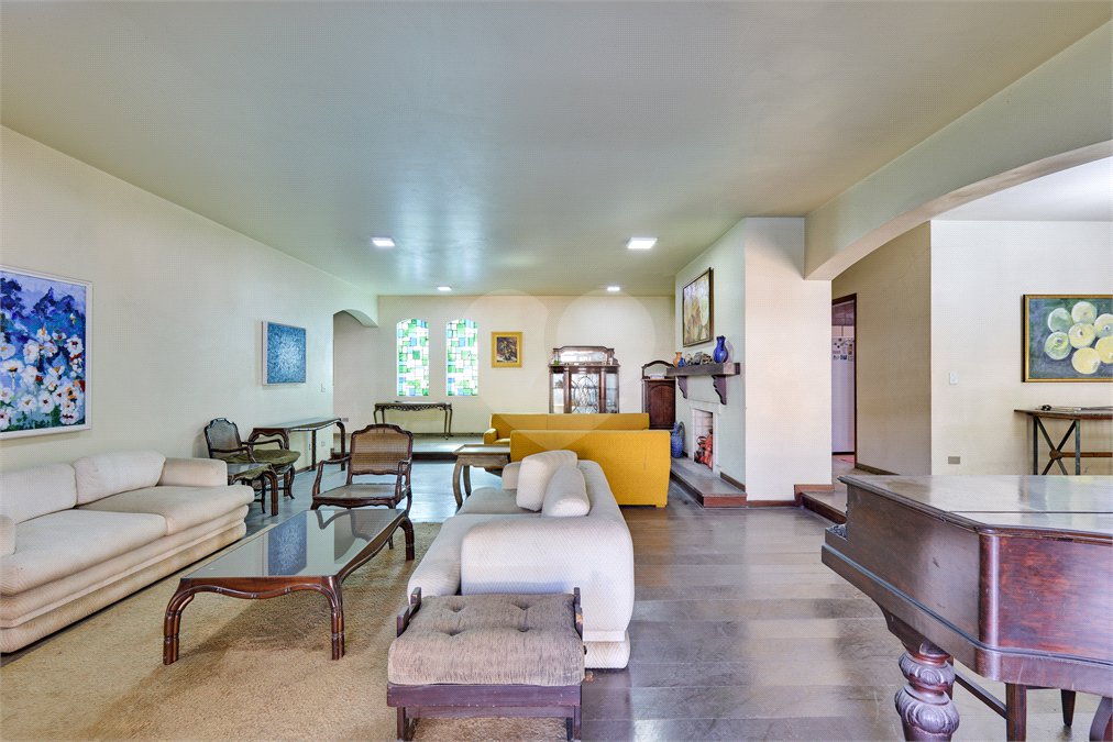 Casa de Vila à venda com 4 suítes em Granja Julieta, São Paulo, SP