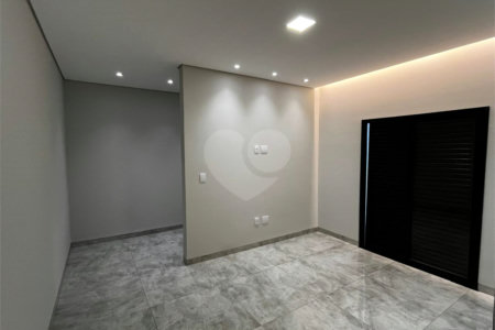 Casa à venda com 3 quartos, sendo 1 suíte,  no condomínio Reserva Ipanema I, Sorocaba - SP