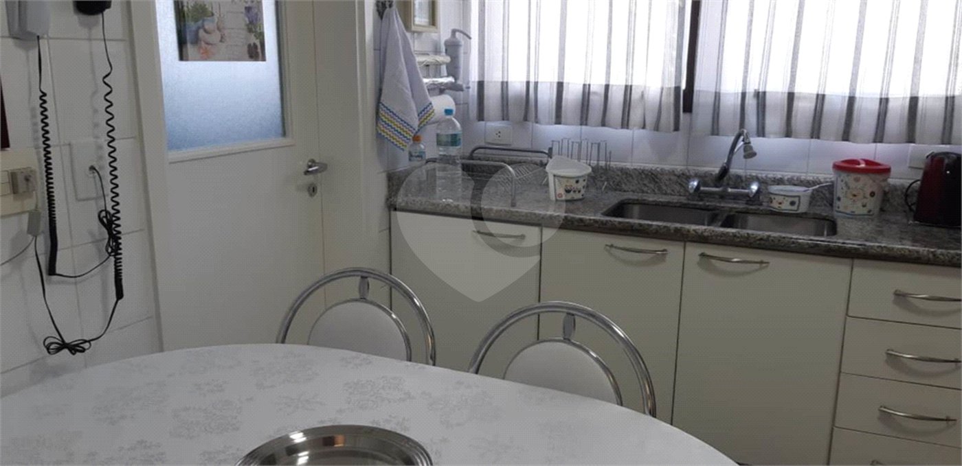 Apartamento à venda com 3 quartos, sendo 1 suíte, em Santana, São Paulo, SP