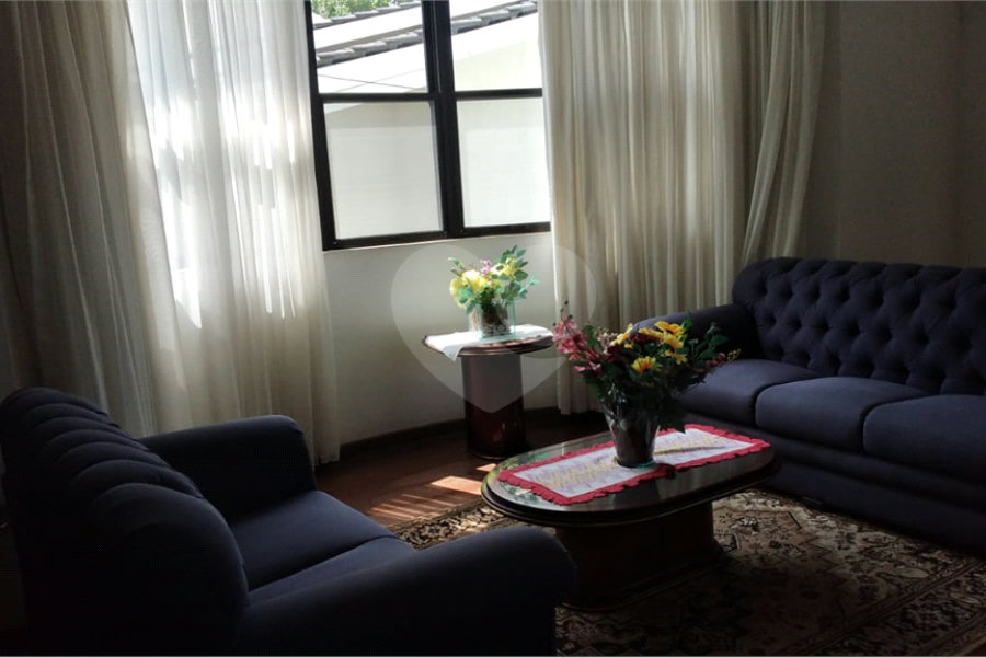 Sobrado à venda com 4 quartos, sendo 2 suítes, em Horto, São Paulo, SP