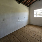 Chácara à venda com 2 quartos em Estância Santa Maria do Laranjal, Atibaia, SP