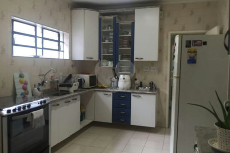 Casa à venda com 3 quartos, sendo 1 suíte, em Santa Teresinha, São Paulo, SP