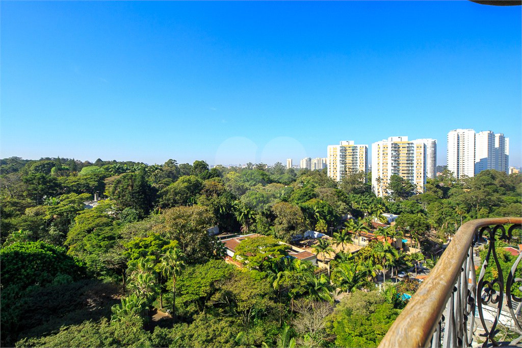 Duplex à venda ou para alugar com 5 suítes em Alto da Boa Vista, São Paulo, SP