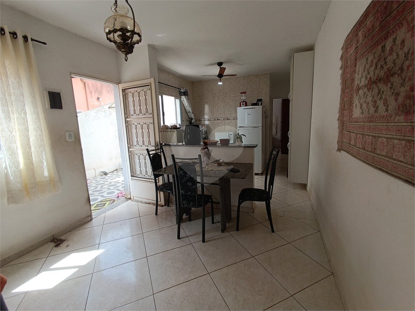 Casa à venda com 2 quartos, sendo 1 suíte, em Reneville, Mairinque, SP