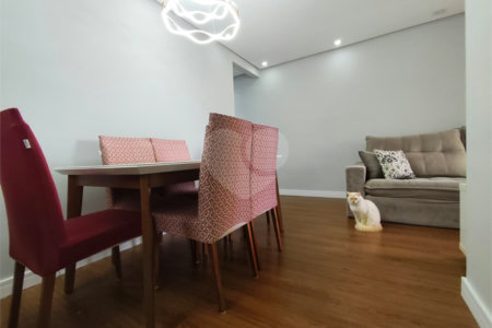 Apartamento à venda com 3 quartos, sendo 1 suíte,  em Vila Monumento, São Paulo, SP