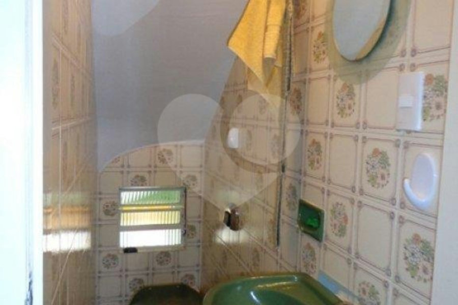 Sobrado à venda com 3 quartos, sendo 1 suíte, em Vila Nova Cachoeirinha, São Paulo, SP