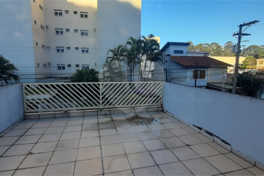 Sobrado à venda com 4 quartos em Santana, São Paulo, SP